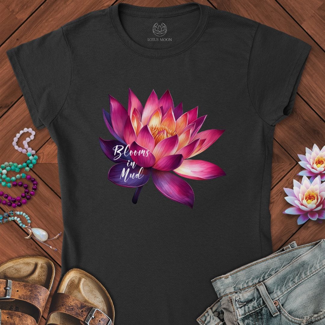 Blooms In Mud Fitted Tee Black