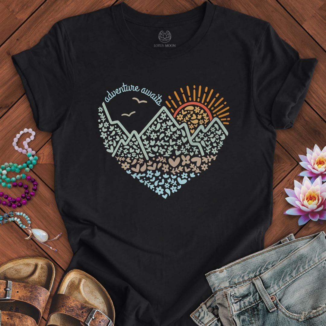 Adventure Awaits Tee Solid Black Blend