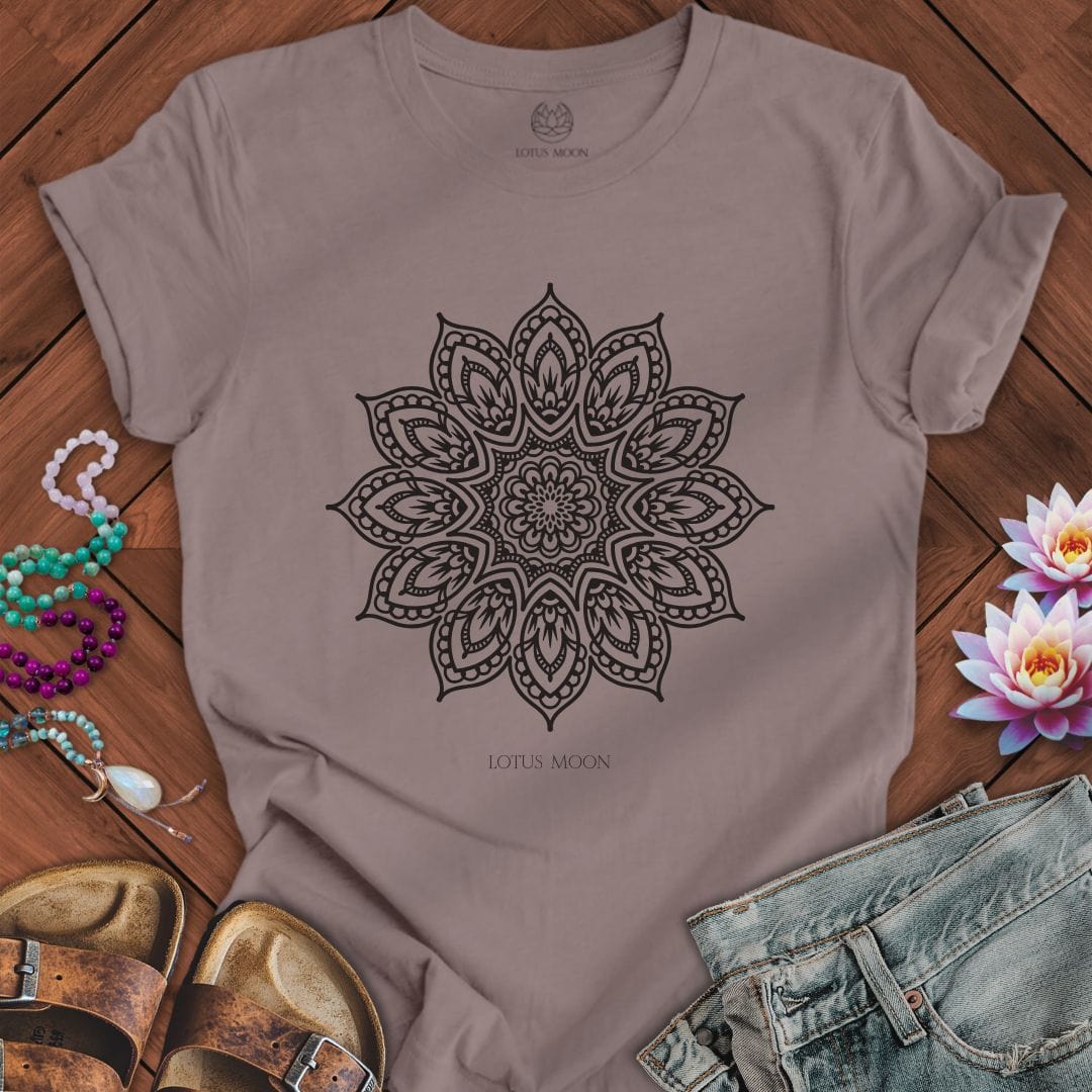 Flower Mandala Tee Pebble Brown