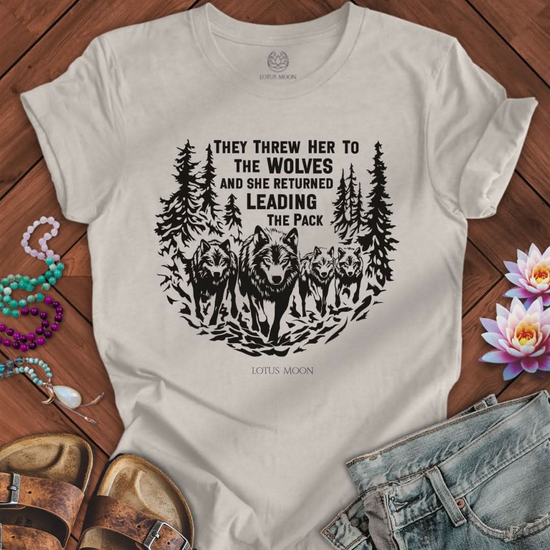 Leading The Pack Tee Heather Dust