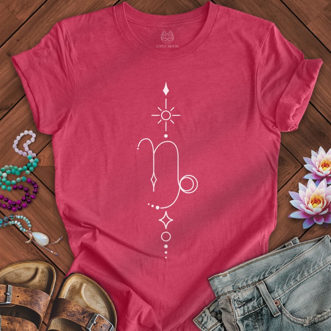 Lotus Moon Co. T-Shirt Minimalist Capricorn Tee Heather Raspberry / S