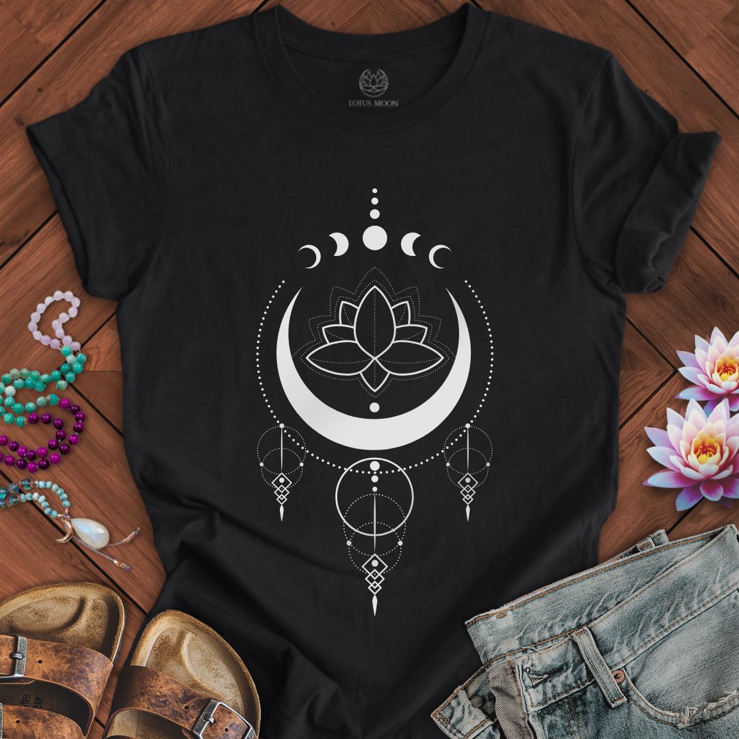 Mystical Lotus Moon Tee Solid Black Blend