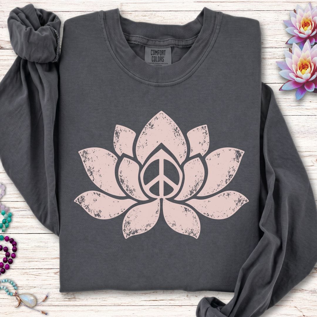 Retro Lotus Long Sleeve Tee Pepper