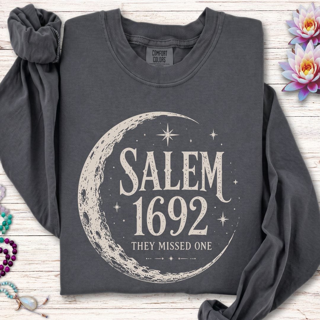 Salem 1692 Long Sleeve Tee Pepper